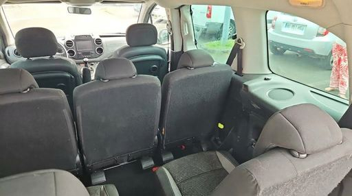 Peugeot Partner Tepee 1.6 Hdi 92 - Access – 2015 – 160420 km – Diesel – Boîte Manuelle — photo 19