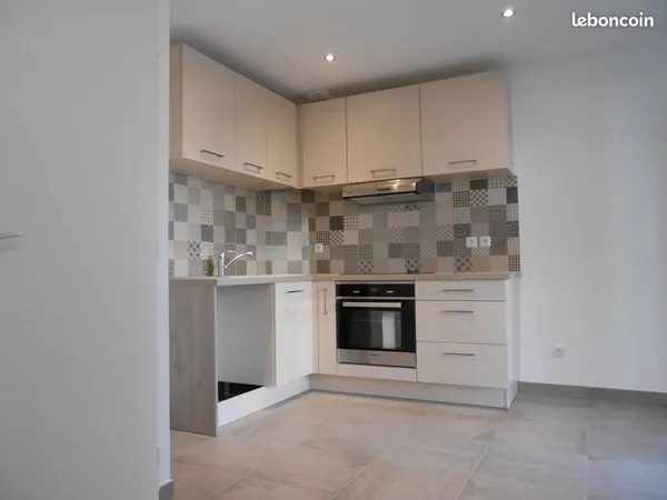 Duplex 2 pièces 37 M² LA VERPILLIERE 38290 105 000