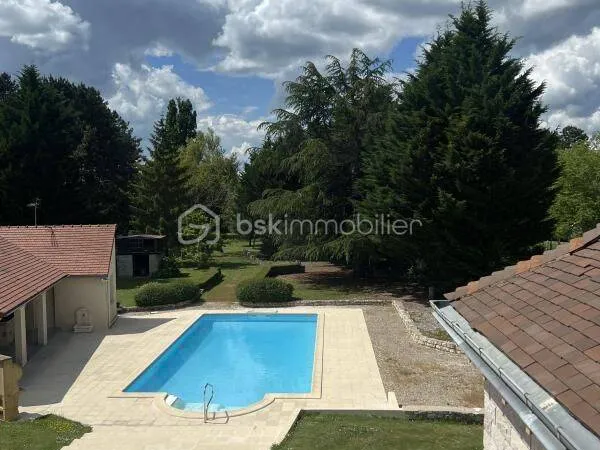 Maison 7 pièces 187 m²