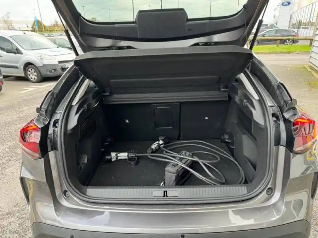 Citroën C4 e- 136 ch automatique — photo 34