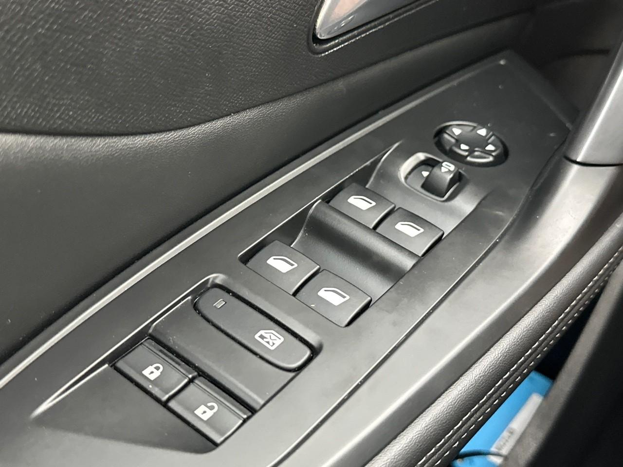 Peugeot 308 puretech 130ch s&s bvm6 allure — photo 15