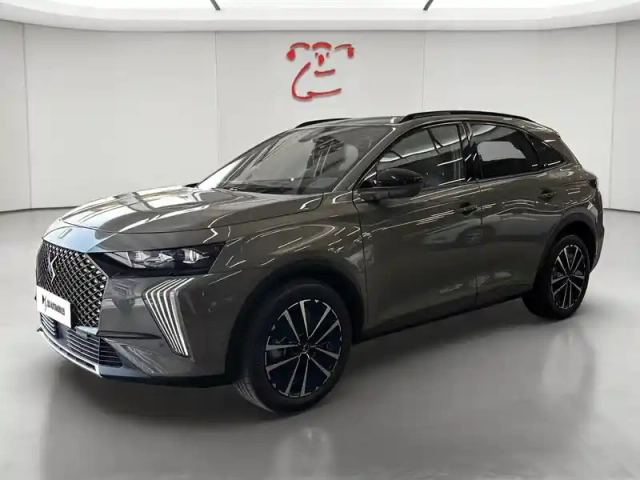 Ds Ds 7 1.6 plug-in hybrid 225ch etoile — photo 1