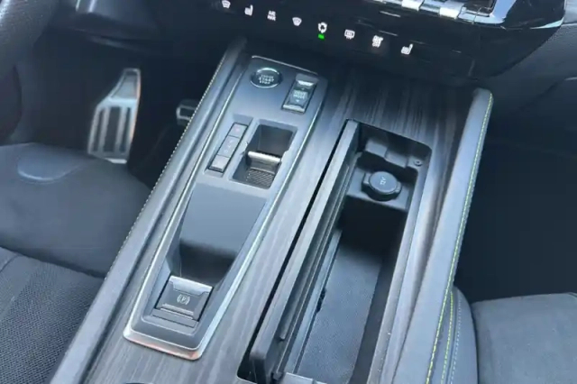 Peugeot 508 hybrid4 360 e-eat8 peugeot sport engineered — photo 20