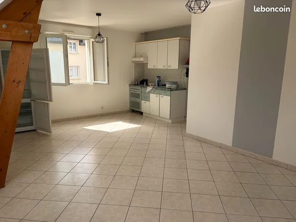 Appartement t2 53810 change