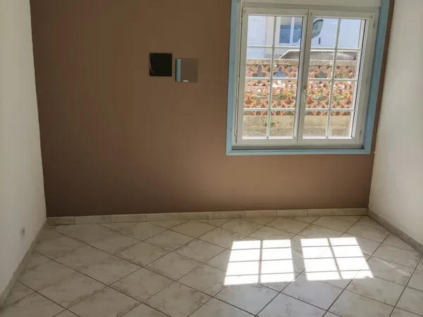 A LOUER Appartement F2 avec parking privatif Bollène