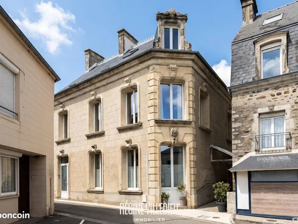 Maison 6 pièces 225 m²