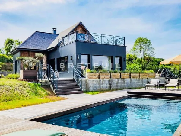 Maison 6 pièces 260 m²