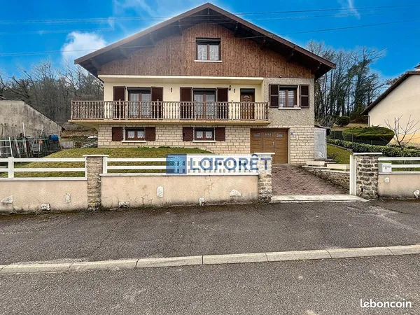 Pavillon 7 pièces 148 m²