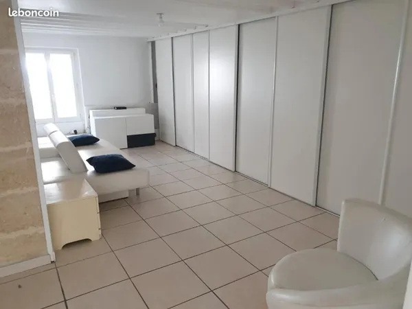 Maison avec jardin 140m2 à louer rue condorcet bordeaux