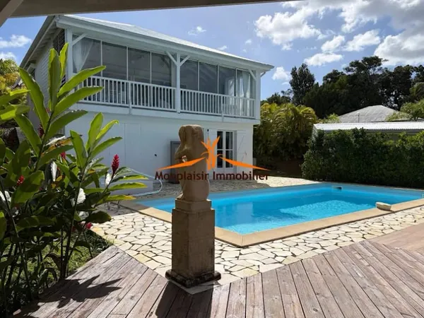 Villa 4 pièces 117 m²