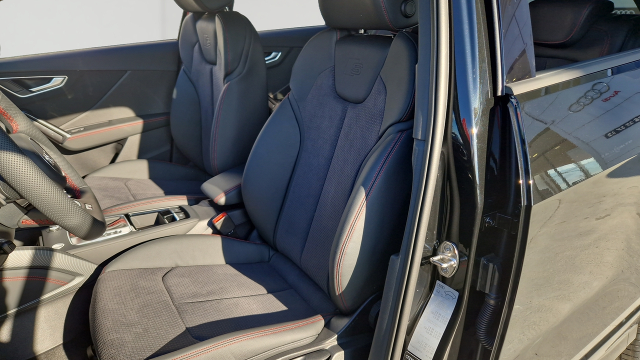 Audi Q2 35 TDI 150 S tronic 7 — photo 18