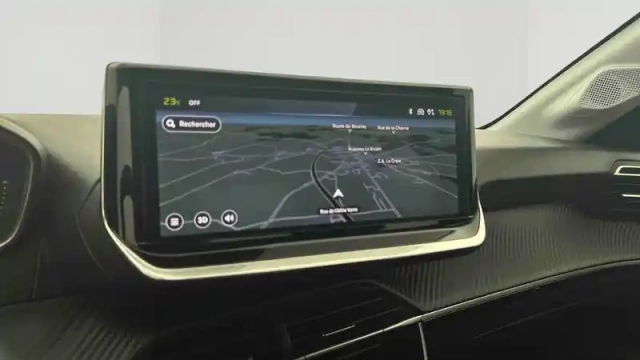 Peugeot 208 hybrid 110 ch e-dcs6 — photo 13
