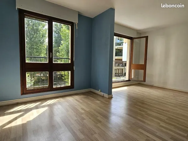 Studio 1 pièce 26 m²