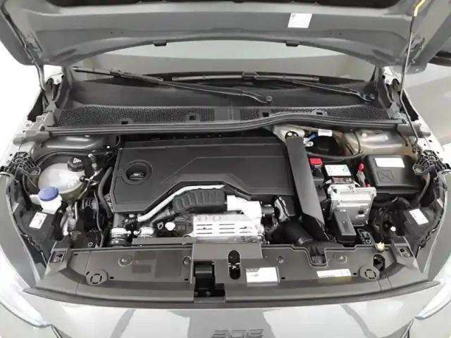 Peugeot 208 hybrid 110 ch e-dcs6 — photo 7