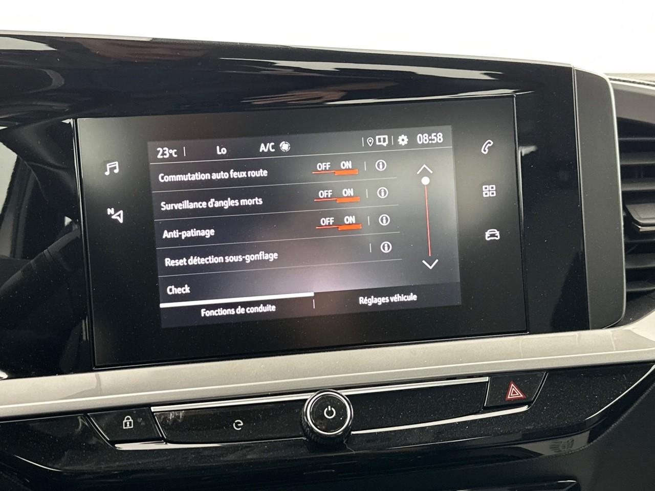 Opel Mokka electrique 136 ch & batterie 50 kwh elegance — photo 25
