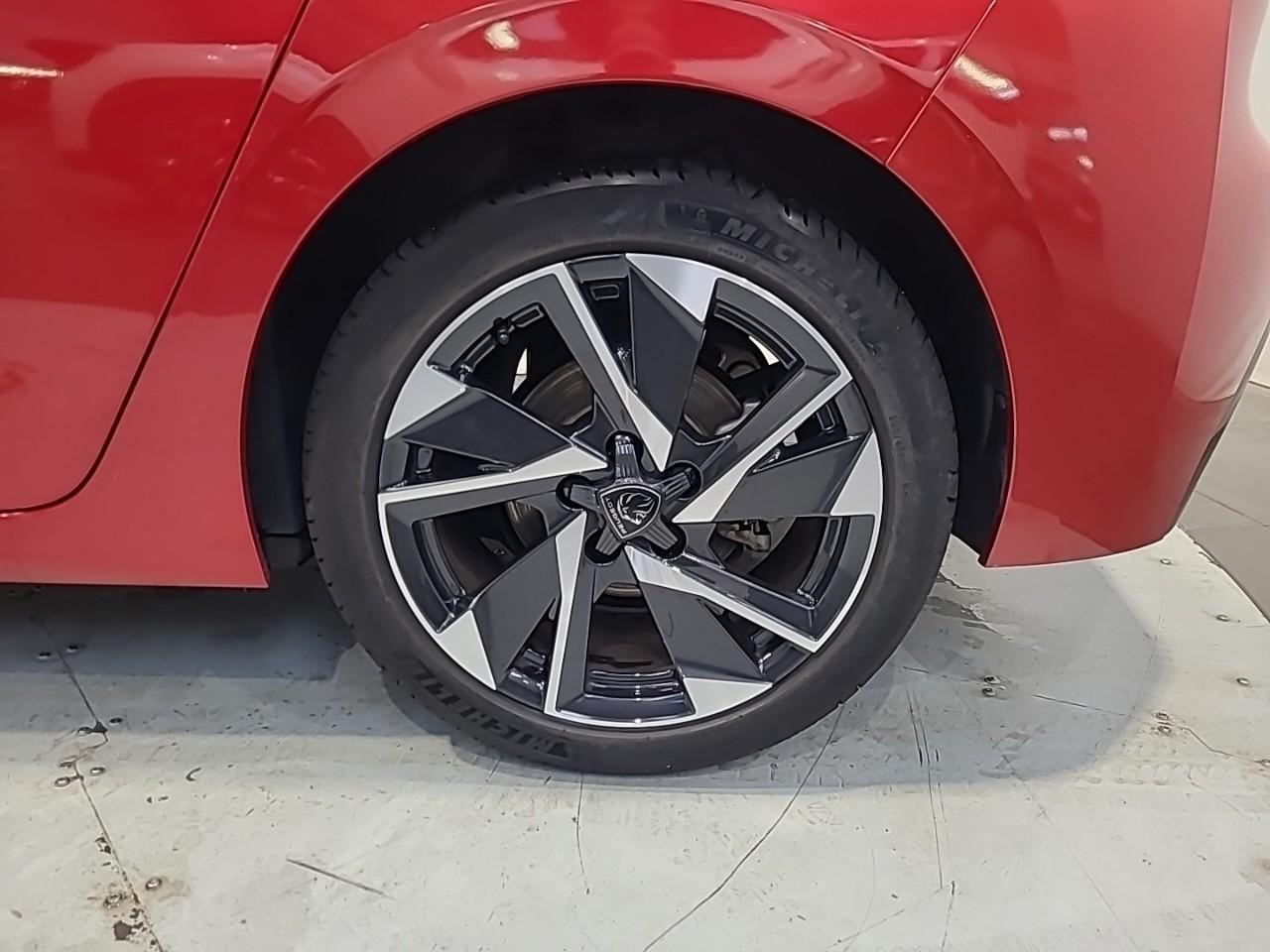 Peugeot 308 puretech 130ch s&s eat8 allure pack — photo 16