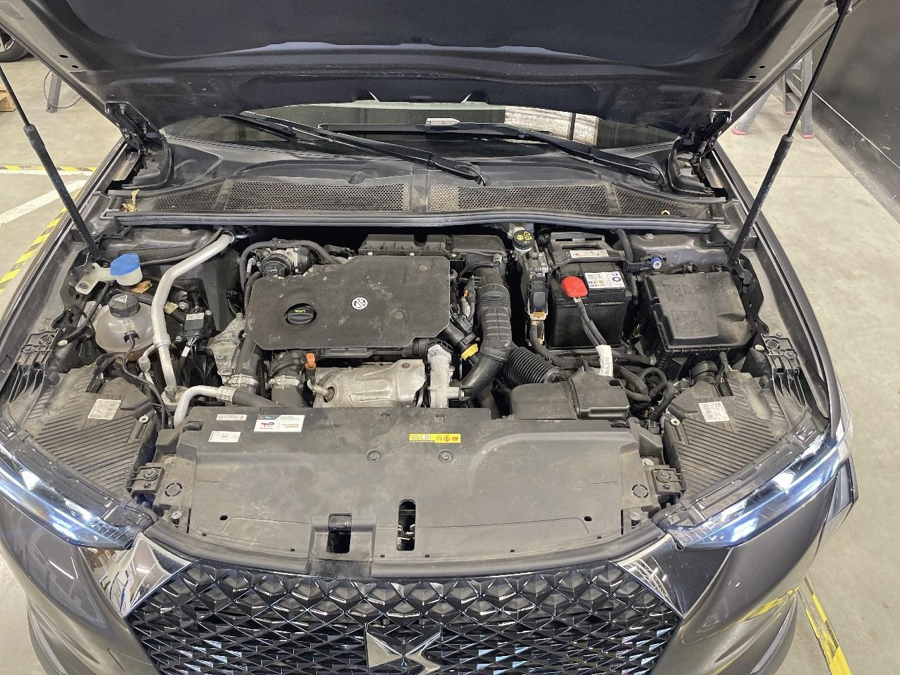 Ds Ds 4 bluehdi 130 eat8 cross rivoli — photo 18