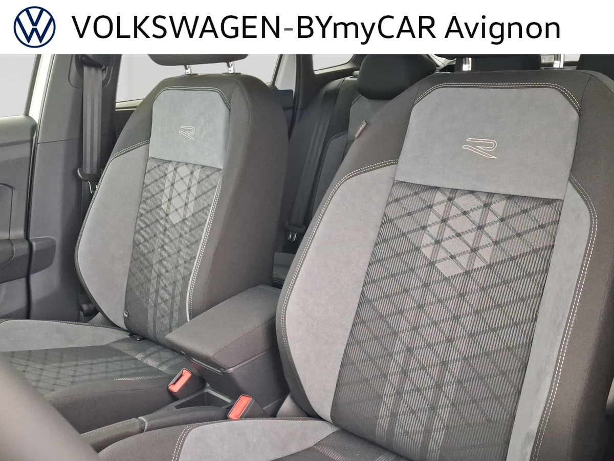 Volkswagen Taigo 1.0 TSI 116 DSG7 — photo 23