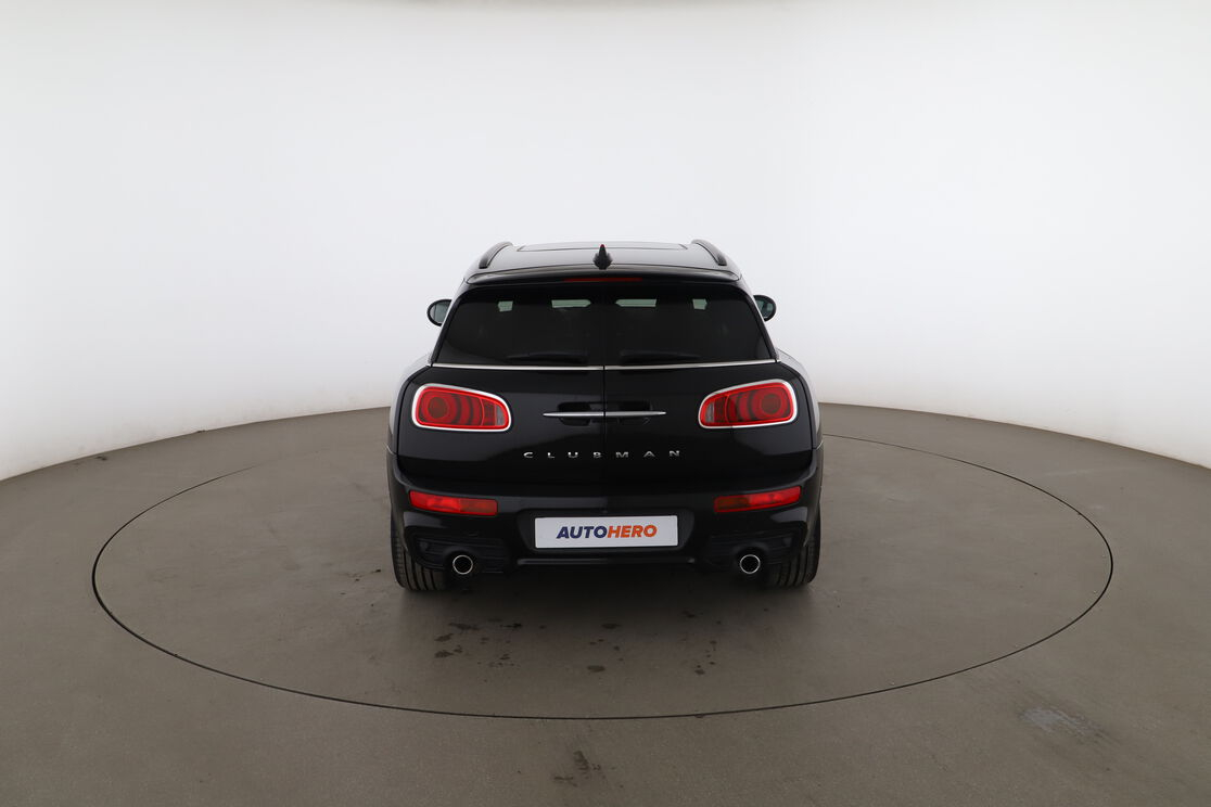 MINI Clubman Cooper SD Finition JCW ALL4 BVA8 — photo 4