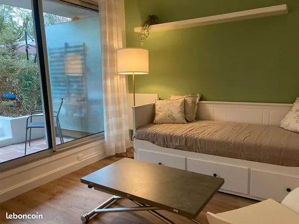 Studio 1 pièce 20 m²