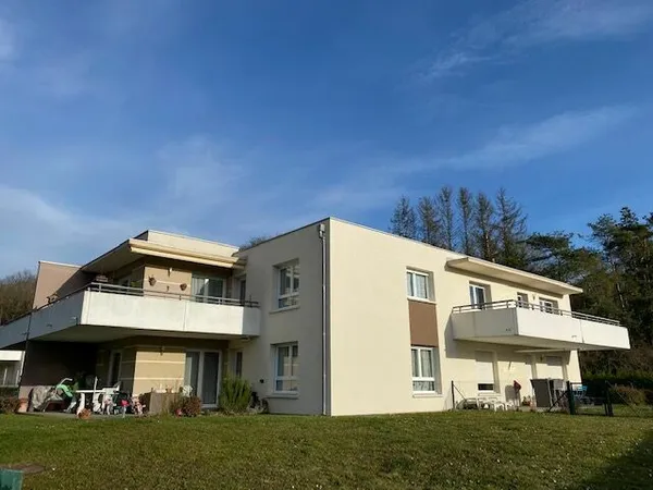 À LOUER - Appartement F3 avec Jardin, Terrasse, Garage et Cave - Flaxlanden (68720)