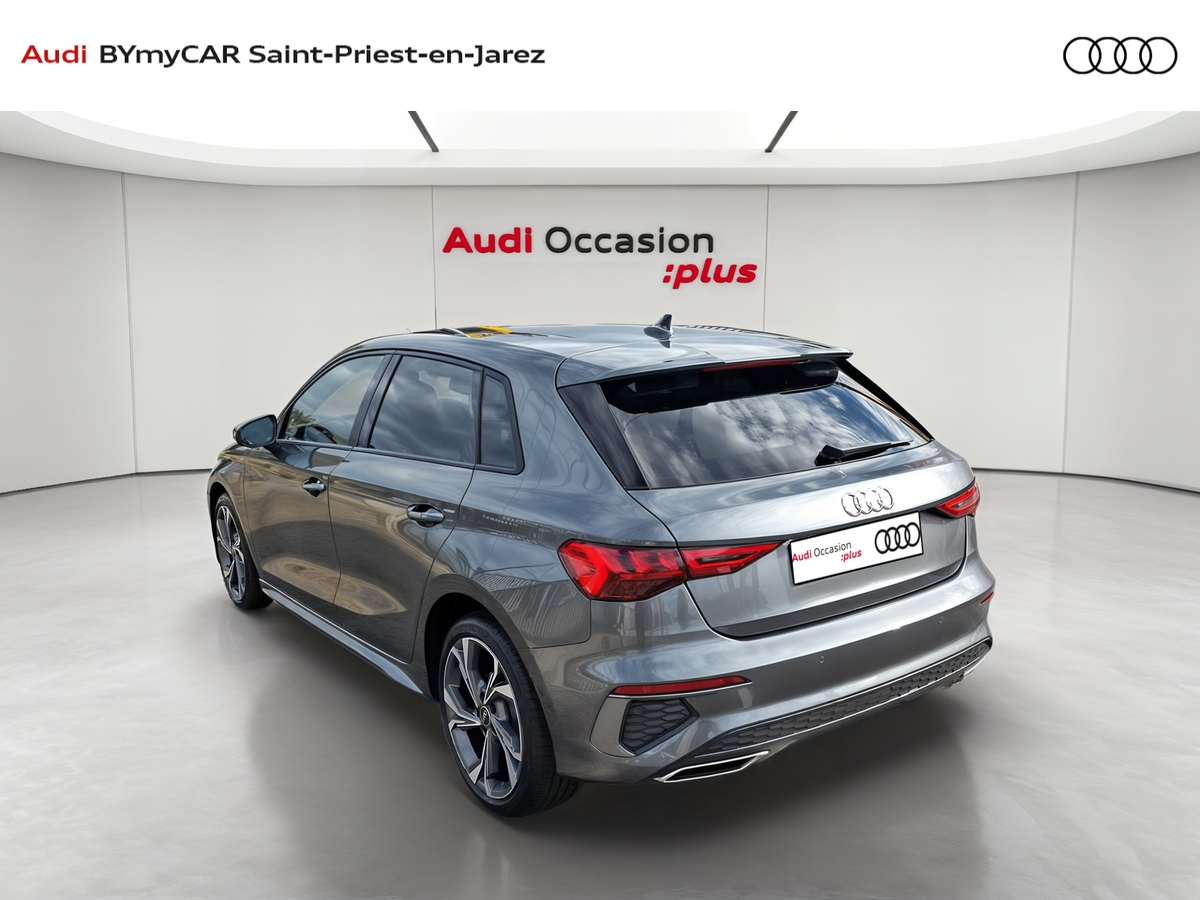 Audi A3 Sportback 40 TFSIe 204 S tronic 6 — photo 3