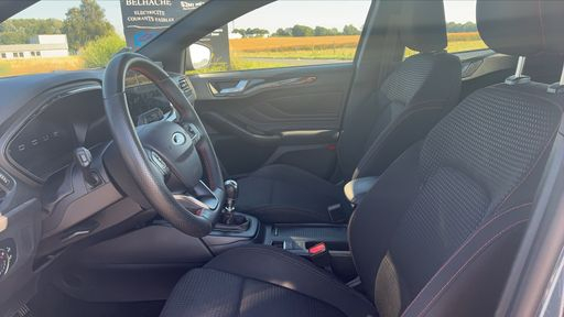 Ford Focus 1.0 EcoBoost Flexfuel 125 - ST-Line – 2023 – 53000 km – Hybride essence – Boîte Manuelle — photo 17
