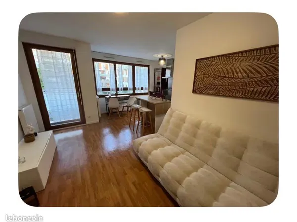 Charmant appartement à Cergy à coté de l'ESSEC et Universités