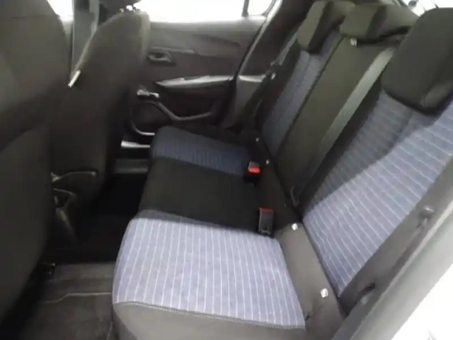 Peugeot 208 1.2 puretech 75ch s&amp;s like — photo 6
