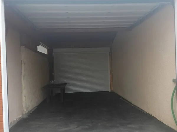 Garage de stockage