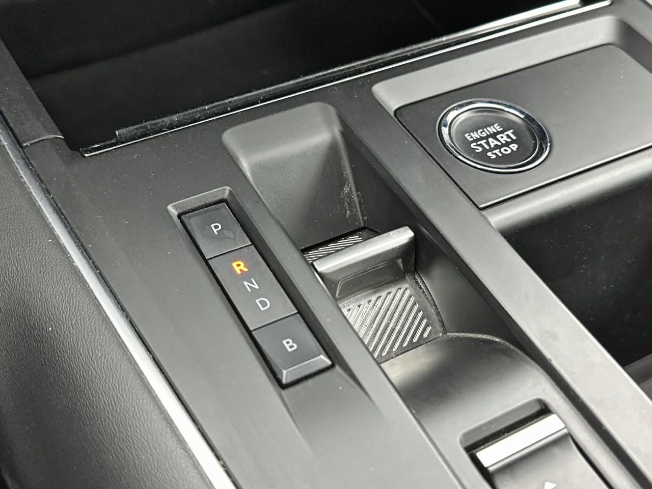 Citroën C5 Aircross hybride rechargeable 225 s&s e-eat8 c-series — photo 28