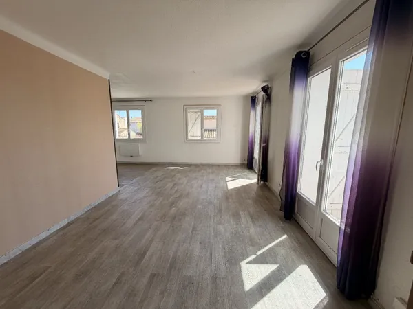 Maison 10 pièces 183 m²