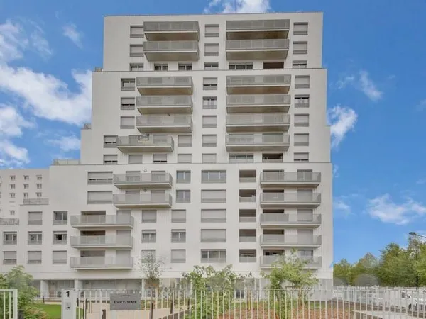 Studio 1 pièce 33 m²