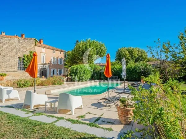 Maison 309 m²