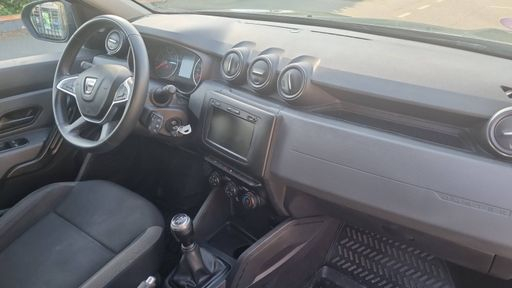 Dacia Duster 1.0 TCe 100 4x2 - Access – 2020 – 97200 km – Essence – Boîte Manuelle — photo 10