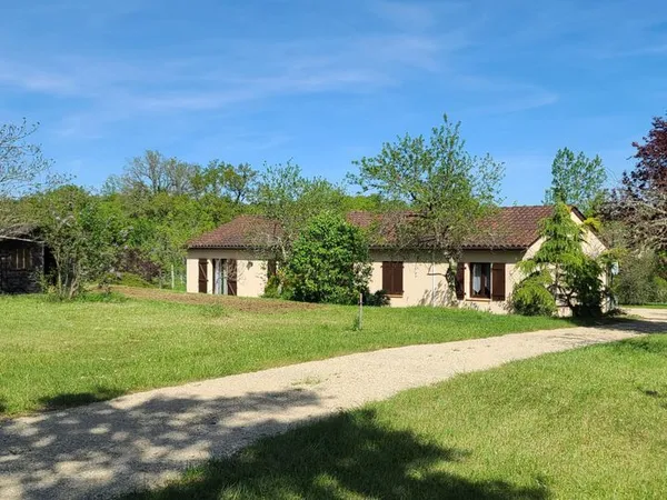 Maison 6 pièces 140 m²