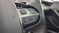 Peugeot 2008 1.2 PureTech 130ch S&S GT Pack EAT8 — photo 18