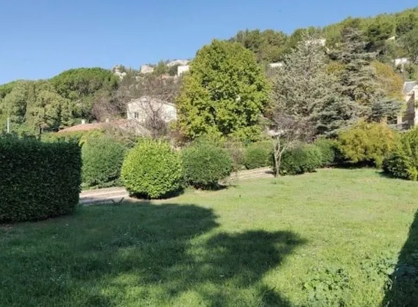 Terrain 453 m²