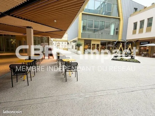 Local commercial 87 m² DIJON