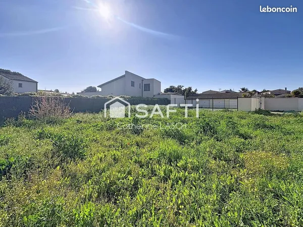 Terrain 315 m² MAUGUIO