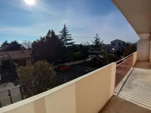 Appartement de 72m2 à louer sur Donzère