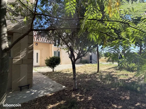 Maison 6 pièces 211 m²