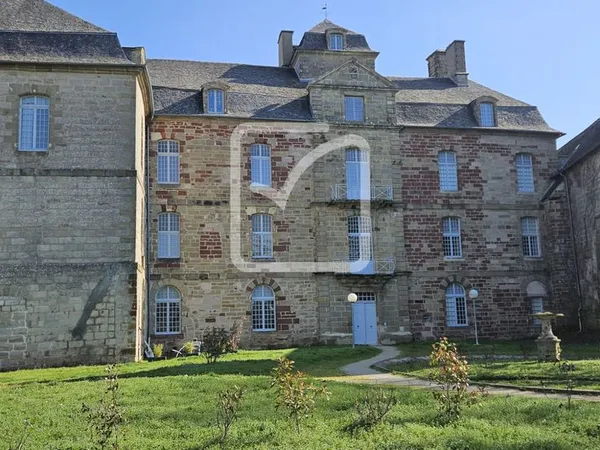 Maison 2 pièces 63 m²