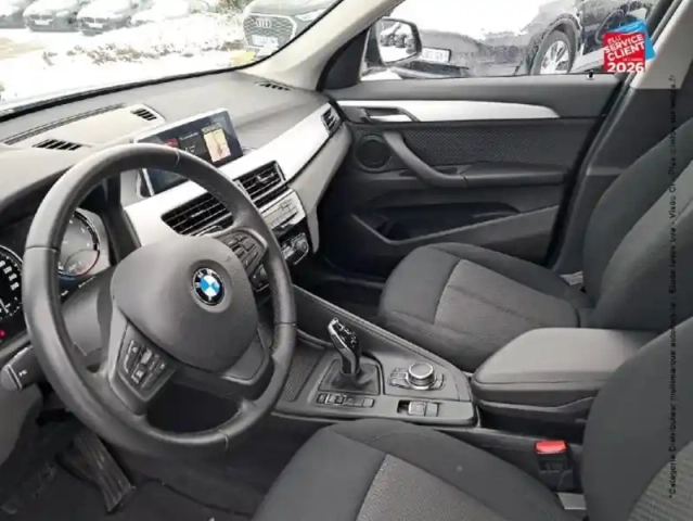 Bmw X1 sdrive18da 150ch lounge — photo 15