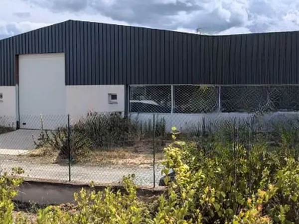 Local d'activité 560 m²