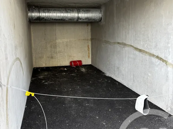 Parking 17 m²