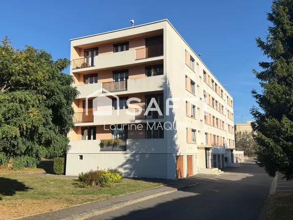 Appartement lumineux avec balcon, garage et cave