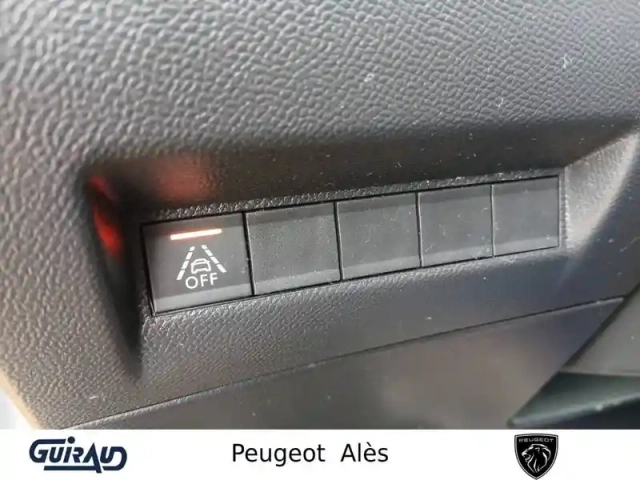 Peugeot 208 puretech 130 s&amp;s eat8 — photo 16