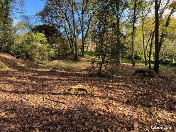 Terrain 2158 m² Béruges