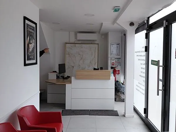 Boutique 110 m² SAINT BRICE SOUS FORET